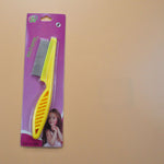 Load image into Gallery viewer, Yellow stainless steel flea comb for pets in retail packaging, anti-flea grooming tool for dogs and cats, ideal for daily care.