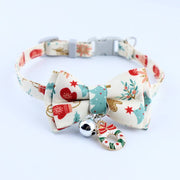 Adjustable Christmas pet collar with festive bow tie, bell, and holiday-themed prints for dogs and cats.